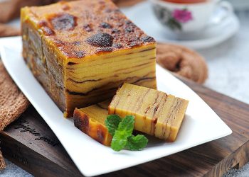 Maksuba Kue Bangsawan Palembang